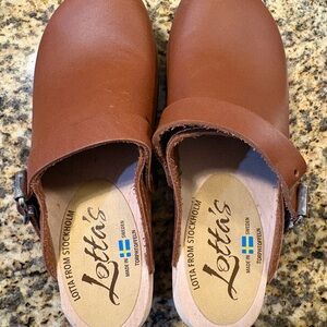 Lotta From Stockholm Brown Kids Clog Dress Shoes